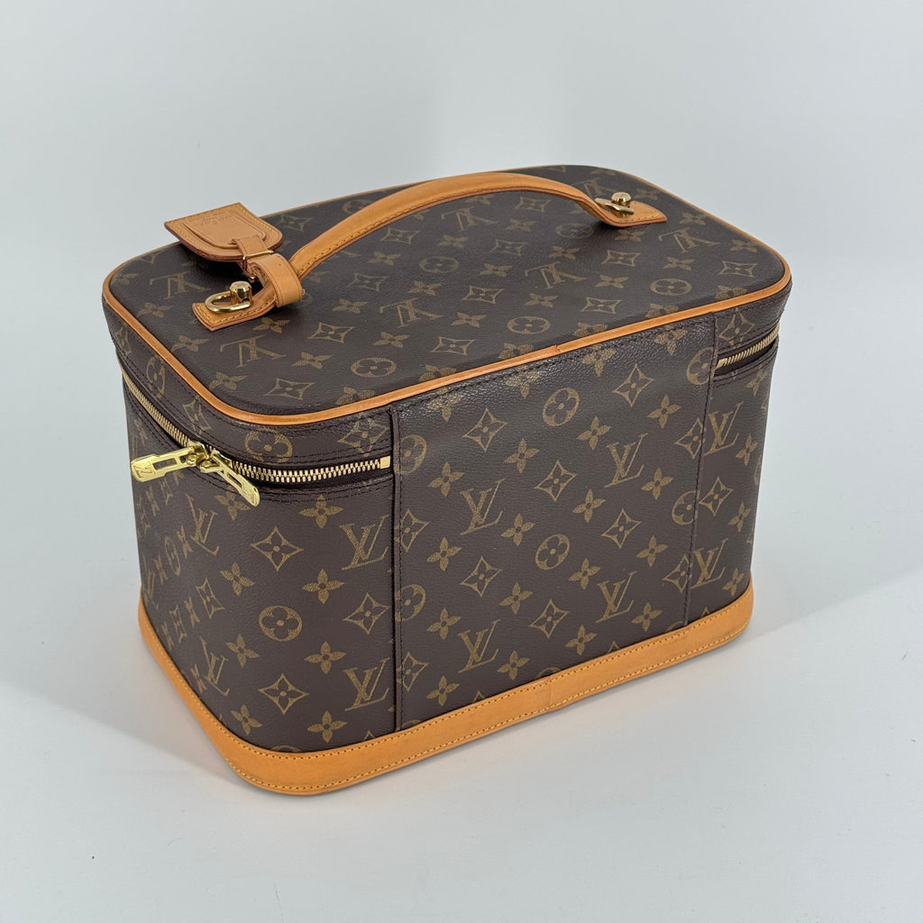 Louis Vuitton Nice Cosmetic Case Monogram
