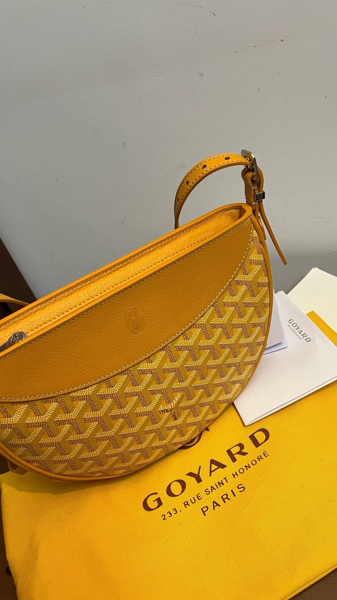 Goyard Hirondelle Schoudertas – Geel