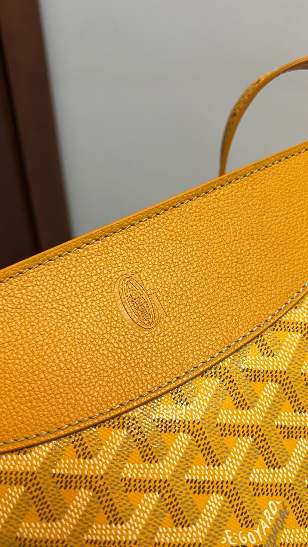 Goyard Hirondelle Schoudertas – Geel