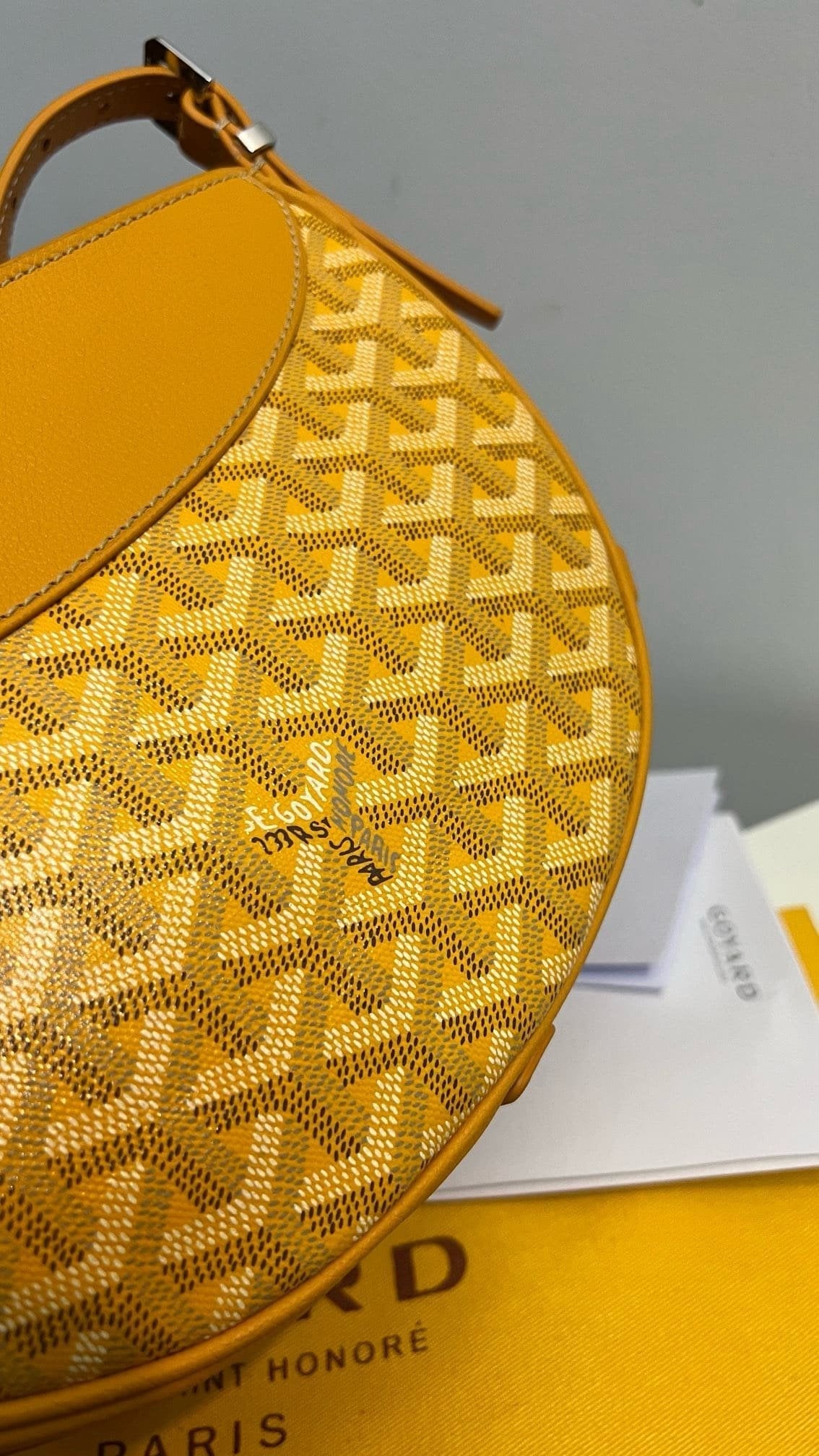 Goyard Hirondelle Schoudertas – Geel