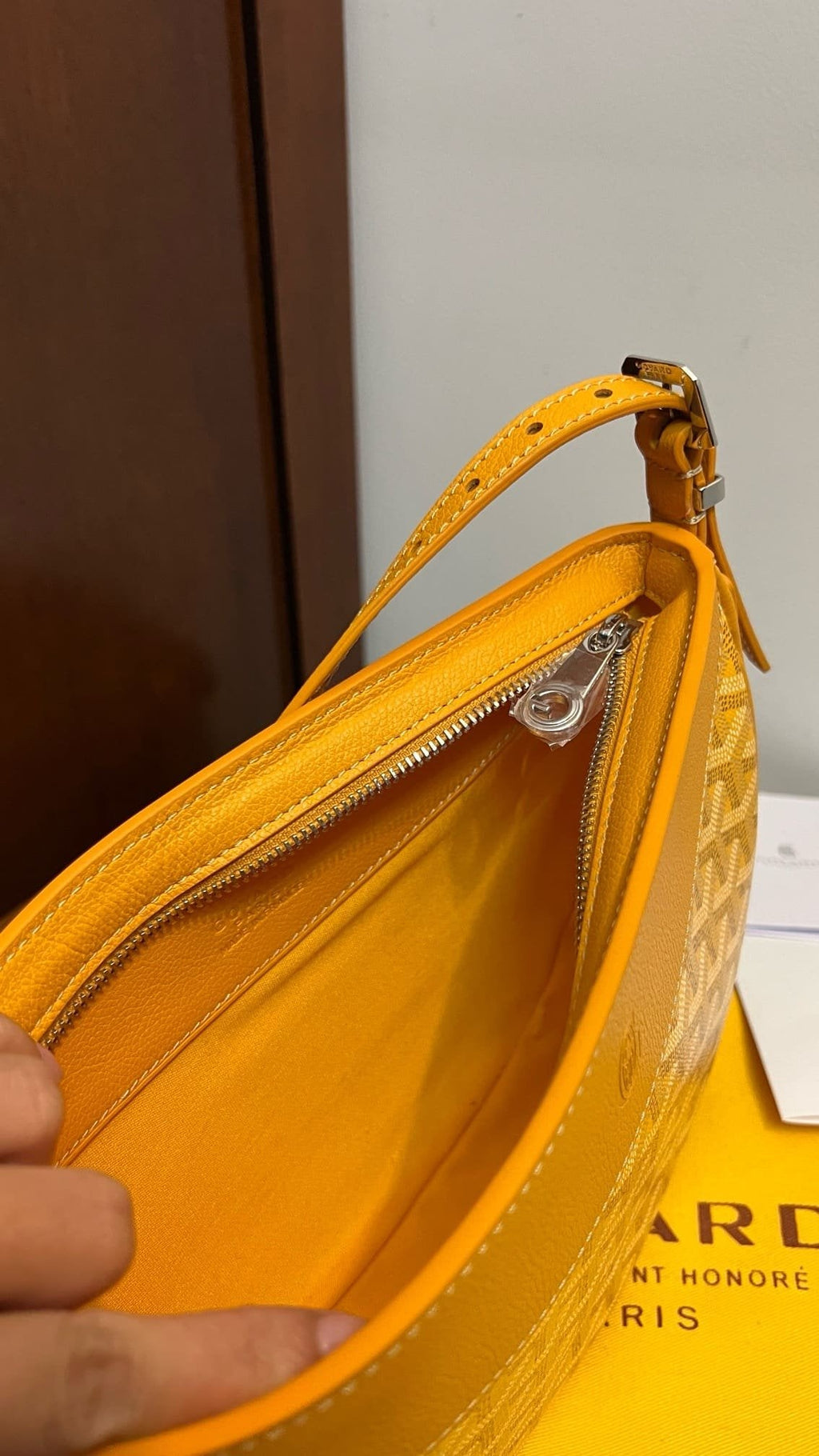 Goyard Hirondelle Schoudertas – Geel