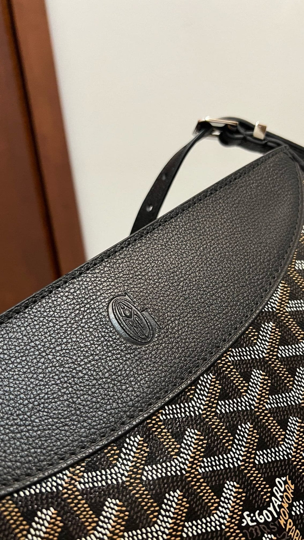 Goyard Hirondelle Schoudertas – Zwart / Grijs
