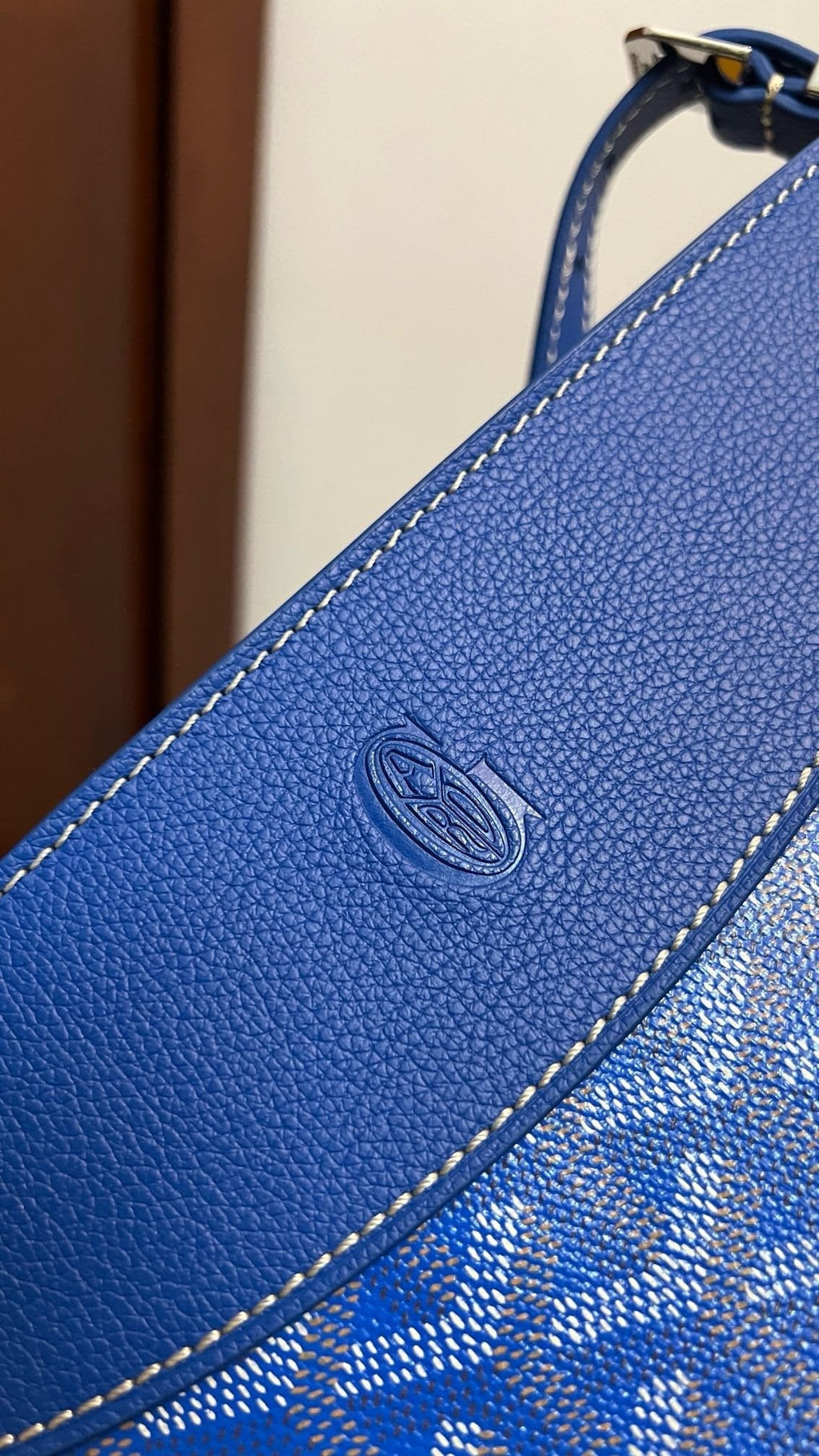 Goyard Hirondelle bag
